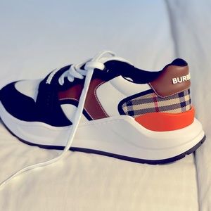 Mens Burberry leather suede & vintage check snkrs